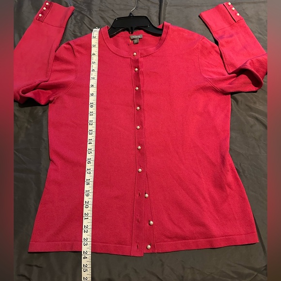 Ann Taylor Pink Button Down Shirt with Pearl. Size Medium. Like new. - Picture 9 of 9